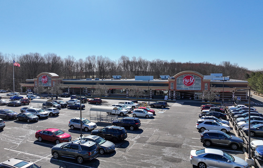 Marcus & Millichap brokers sale of $14.3 million grocery-anchored center